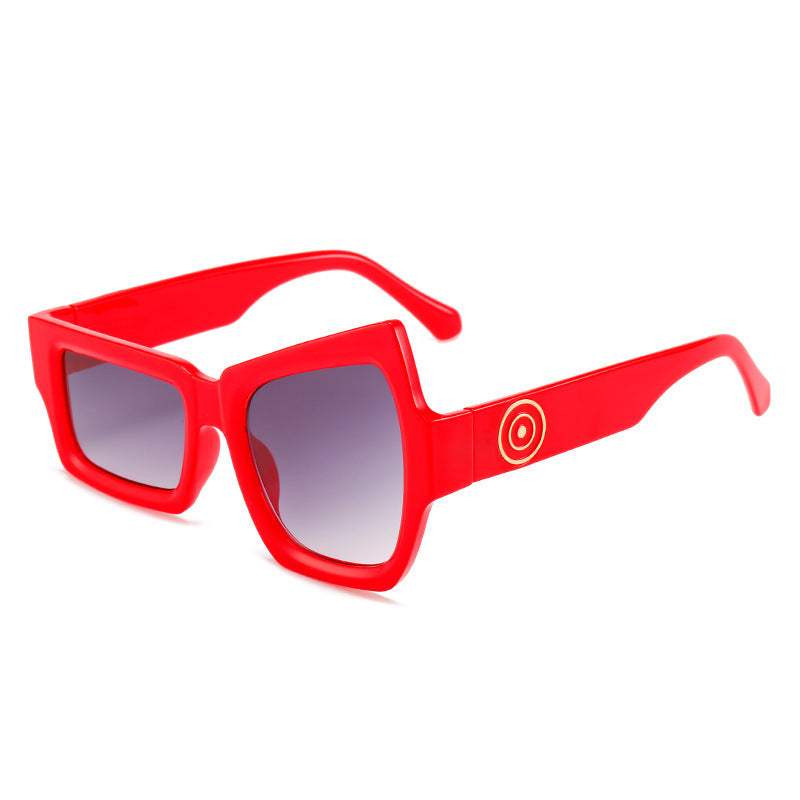 🍬 Irregular Candy-Colored Sunglasses – Trendy Catwalk Style Eyewear for Fashion Lovers – Bold, Vibrant Shades for Unique Looks – Perfect for Summer & Festivals 🌞